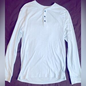 Men’s Light Blue t-shirt Apt. 9 Great Condition